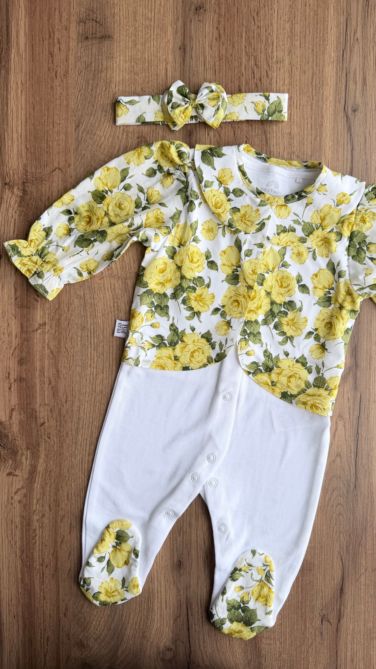 Yellow Caroline